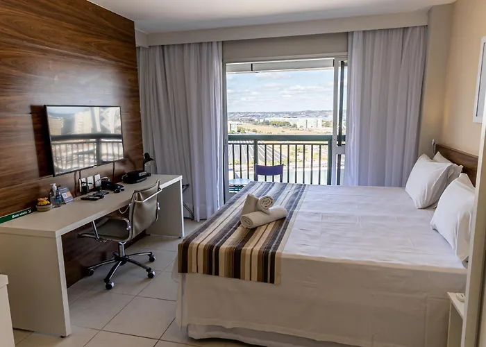 Flat completo home office vista infinita da cidade